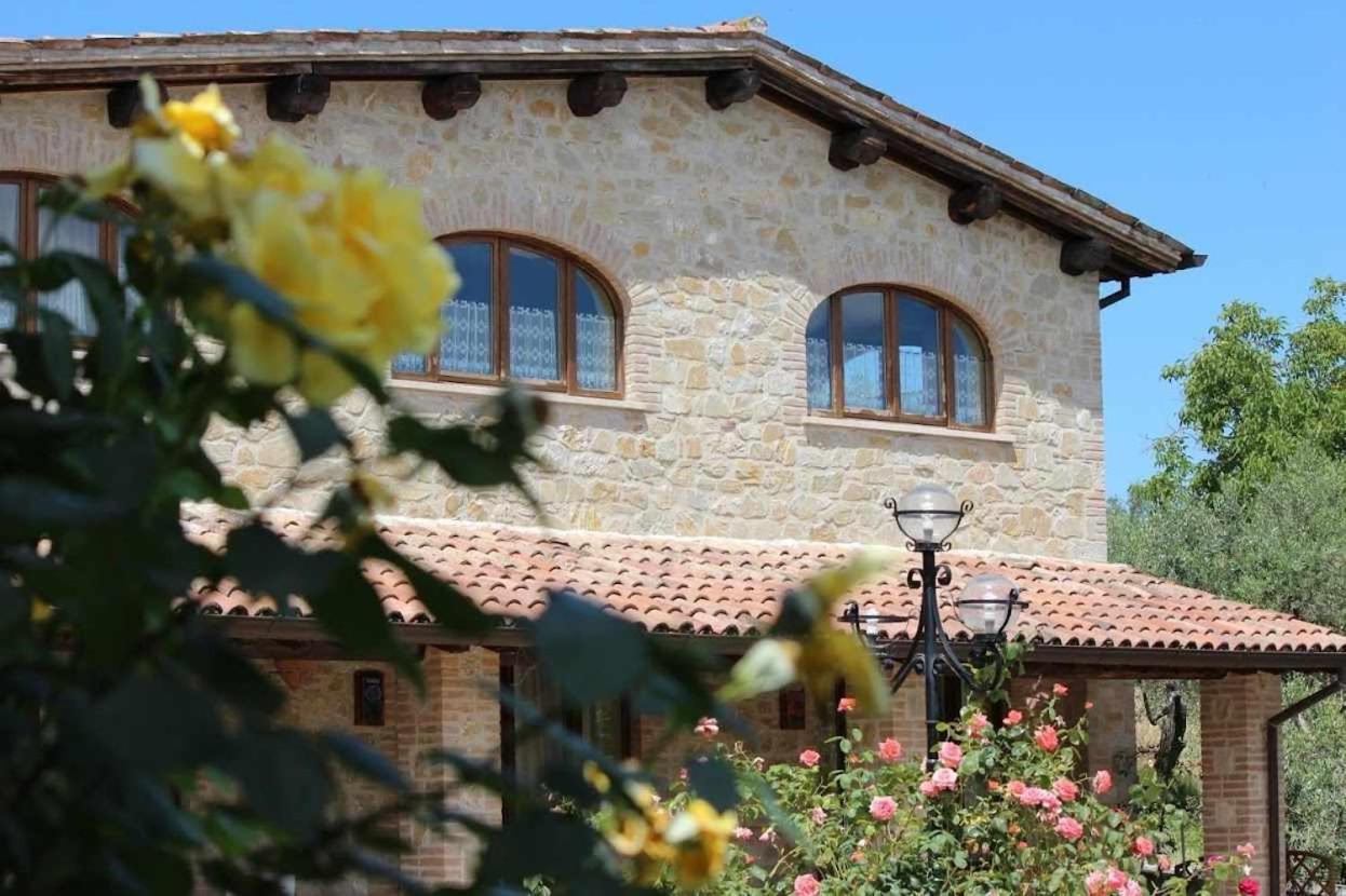 Апарт отель Residenza Collefiorito Тоди Экстерьер фото