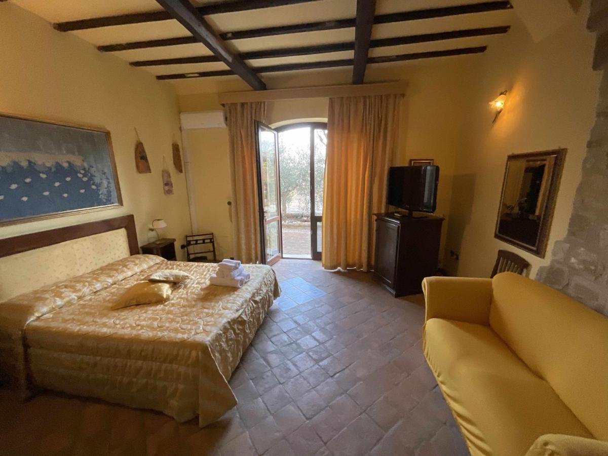 Апарт отель Residenza Collefiorito Тоди Номер фото